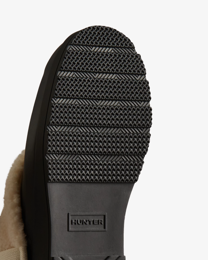 Hunter играјте веганске изоловане кломпе BLT0258 црн